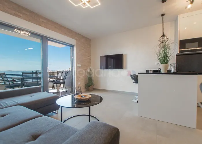 Appartamento Delux Diva Mare - Free Parking Makarska