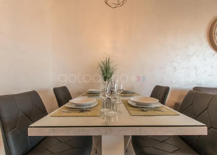 Appartamento Delux Diva Mare - Free Parking *