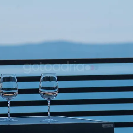 Delux Diva Mare - Free Parking Apartment